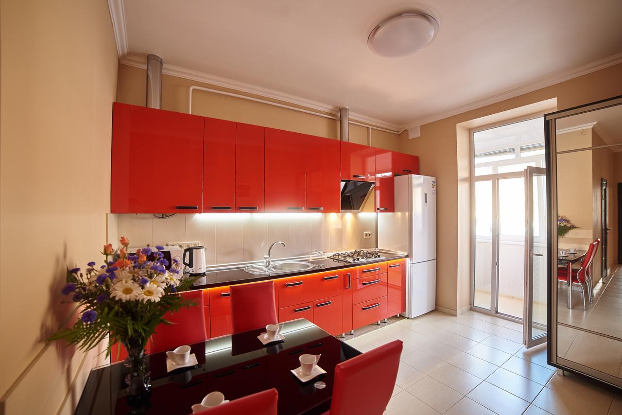 2 Bedrooms Apartment 150M From Opera House Lviv Luaran gambar